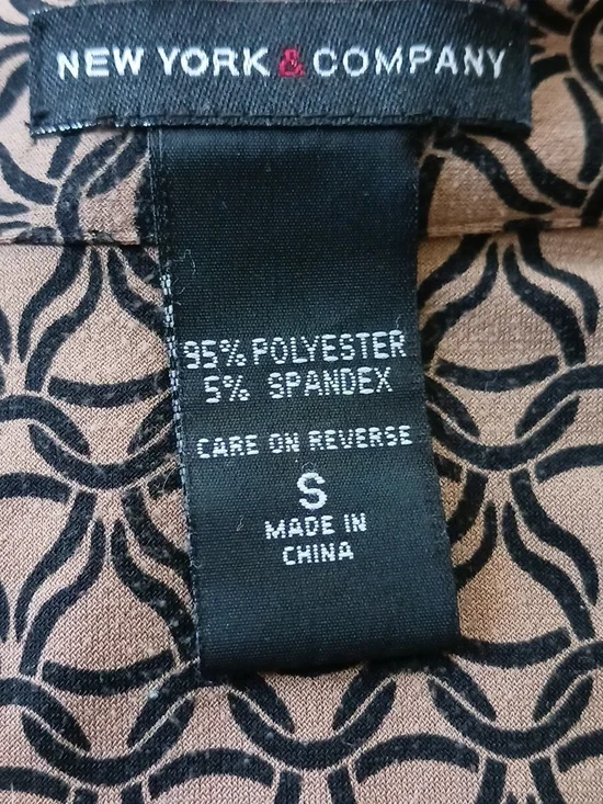 NEW YORK & CO Short Sleeve Dress Cinch Wrap Belt V Neck Knee Length Print Size S - Picture 10 of 13